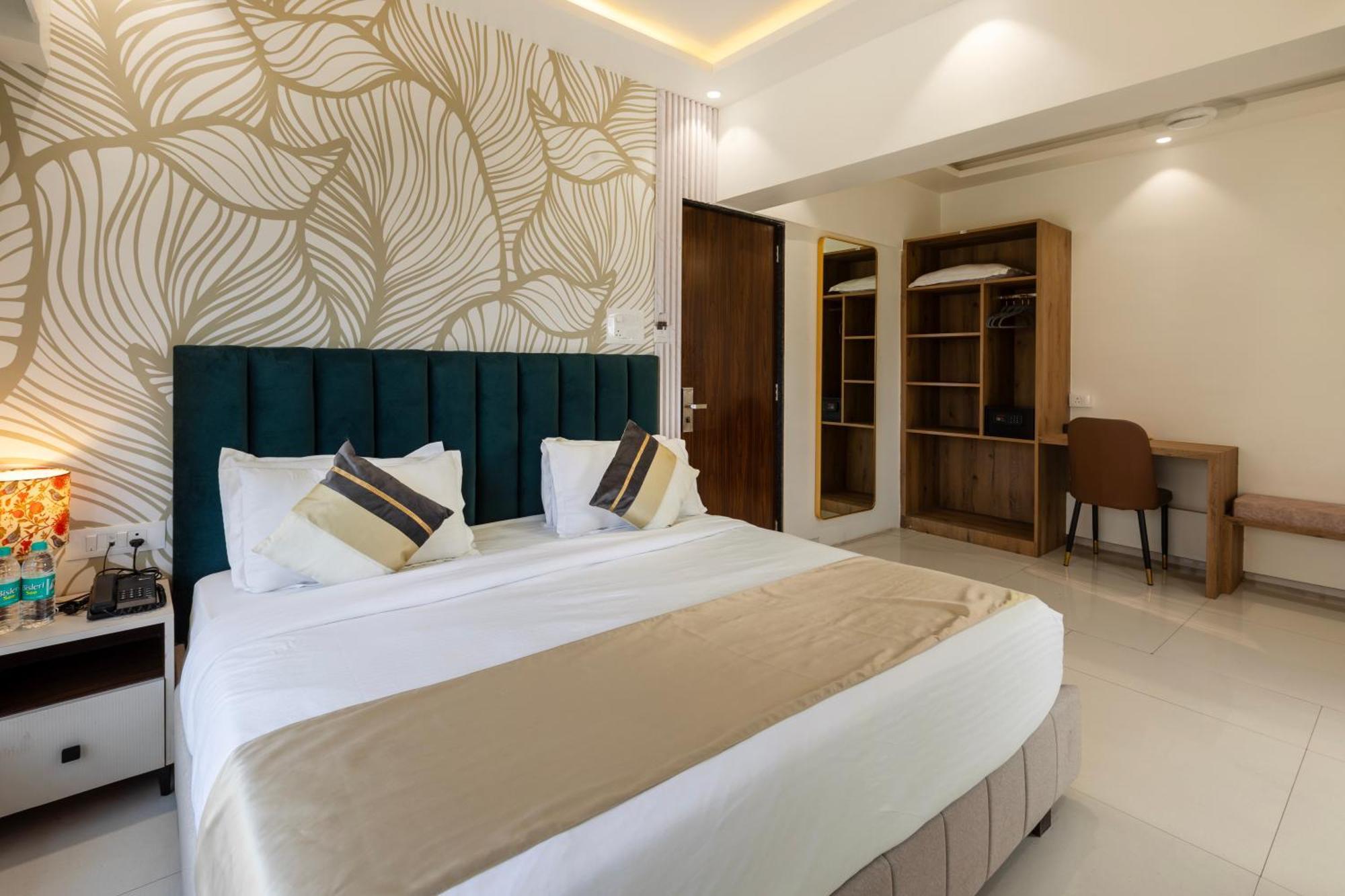 The Orion Premium Suites Mumbai Eksteriør bilde